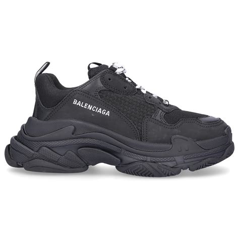 men's low top balenciaga sneakers.